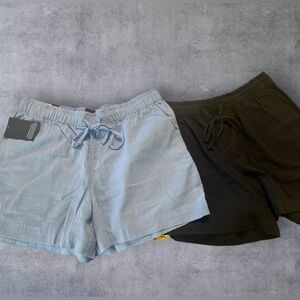 Lot of 2  -Gap NWT pull on linen shorts Size Medium